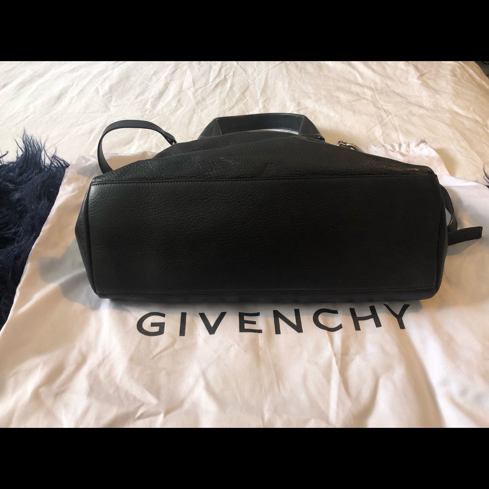 Sold ❌❌❌❌Givenchy Pandora Bag - Picture 8 of 8
